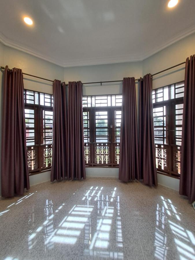 Zn Homestay Gong Badak Kampong Pengkalan Maras Exterior foto