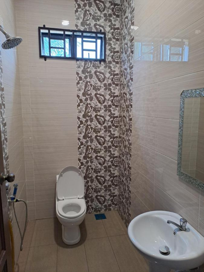 Zn Homestay Gong Badak Kampong Pengkalan Maras Exterior foto